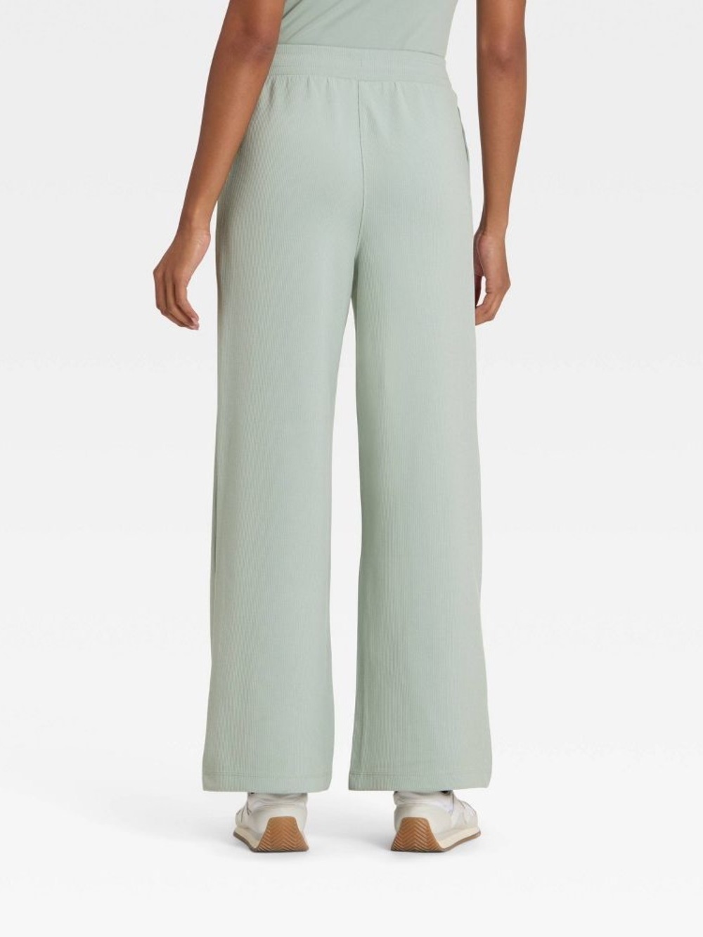 All In Motion Airy Sleek Ribbed Wide Leg Sweatpants Sage Green Large NWT - Picture 2 of 4